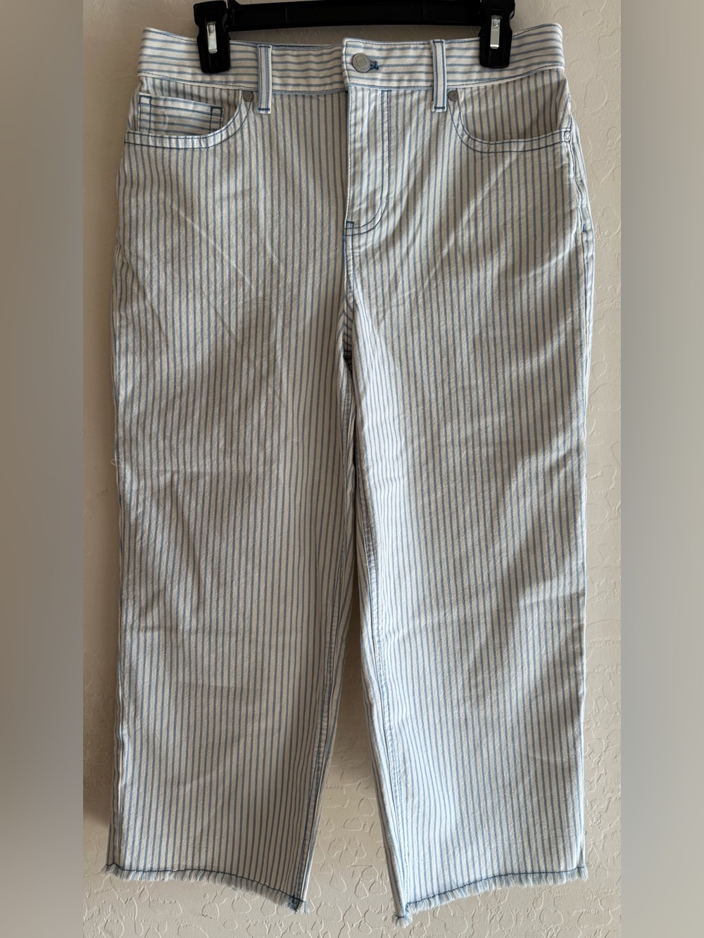 Talbot, 8P, wide leg cropped, blue/ white pinstriped jeans